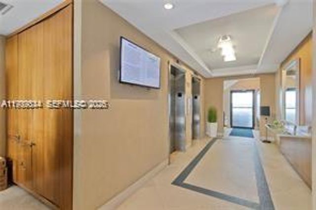 770 NE 69th St 6E, Miami, FL 33138