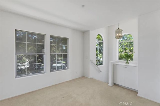 10 Palmieri Aisle, Irvine, CA 92606