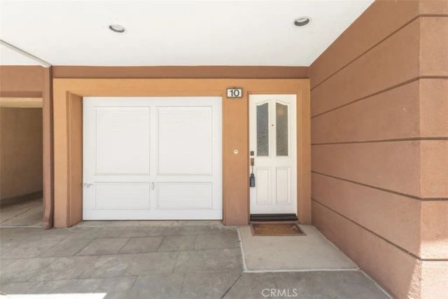 10 Palmieri Aisle, Irvine, CA 92606