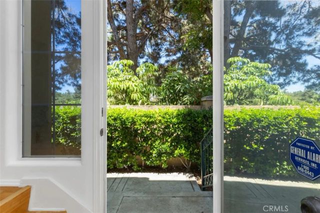 10 Palmieri Aisle, Irvine, CA 92606