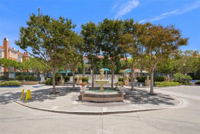 10 Palmieri Aisle, Irvine, CA 92606