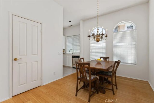 10 Palmieri Aisle, Irvine, CA 92606