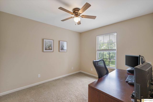 8701 S 163 Avenue, Omaha, NE 68136