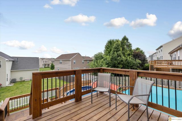 8701 S 163 Avenue, Omaha, NE 68136