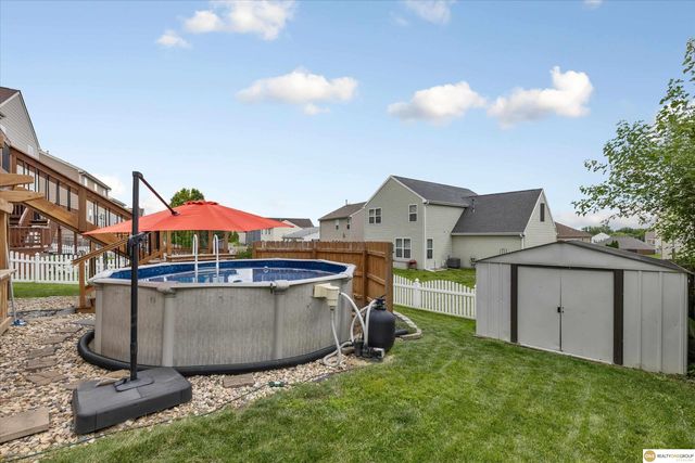 8701 S 163 Avenue, Omaha, NE 68136