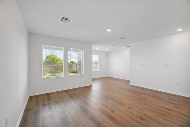 12100 Scarlett Sleeve WAY, Del Valle, TX 78617