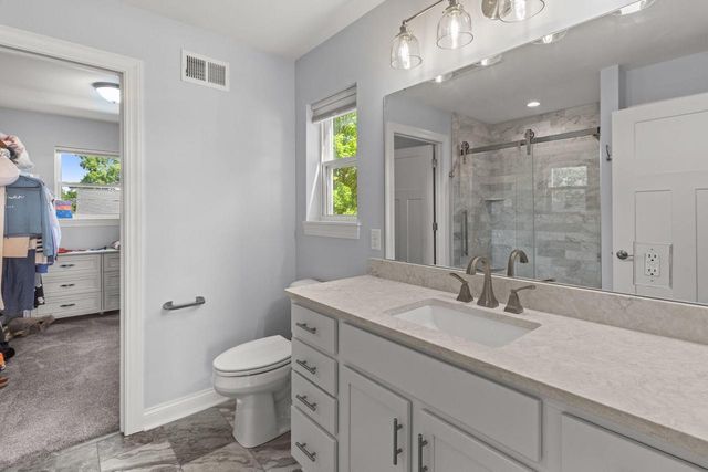 28925 Elm Island DRIVE, Waterford, WI 53185