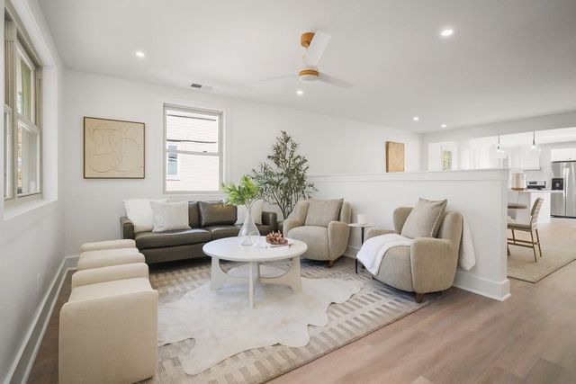 3238 Leawood Dr, Nashville, TN 37218