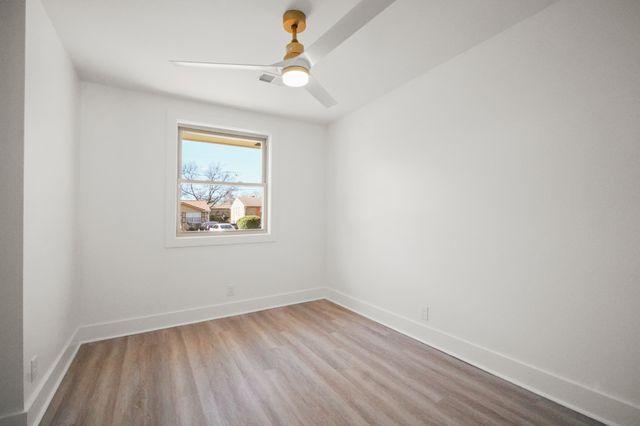 3238 Leawood Dr, Nashville, TN 37218