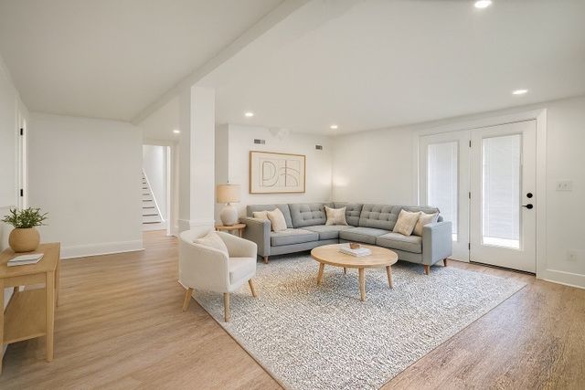 3238 Leawood Dr, Nashville, TN 37218