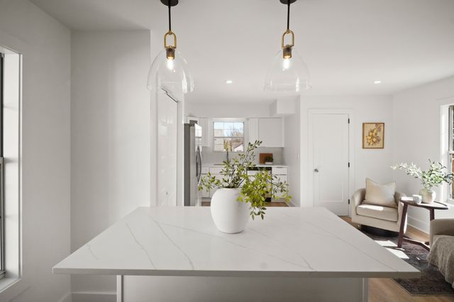 3238 Leawood Dr, Nashville, TN 37218