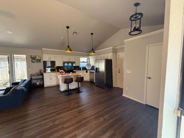 6007 Gaelic Glen Drive, Oklahoma City, OK 73142