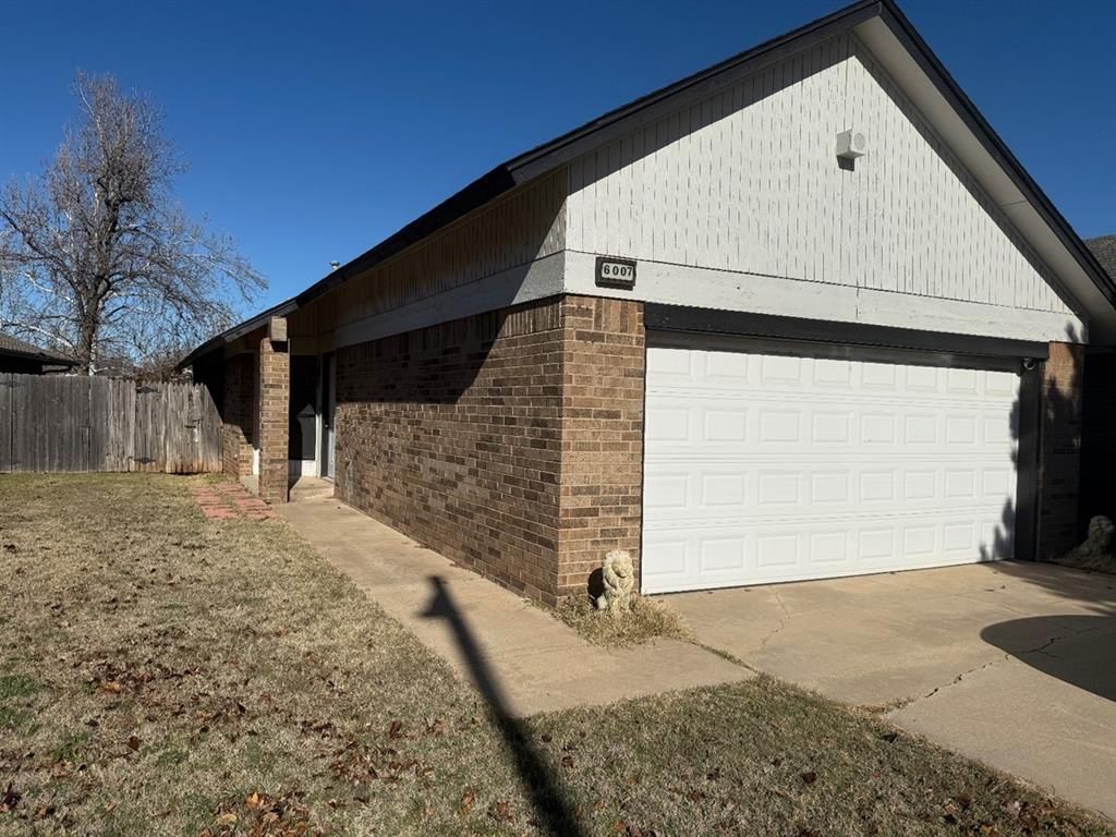 6007 Gaelic Glen Drive, Oklahoma City, OK 73142