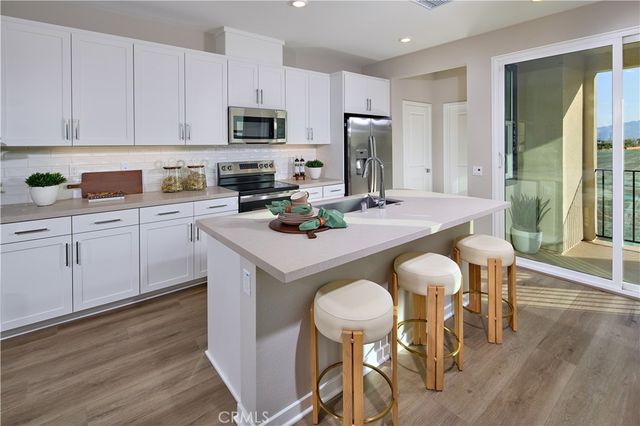 12721 Hampton Avenue, Eastvale, CA 92880