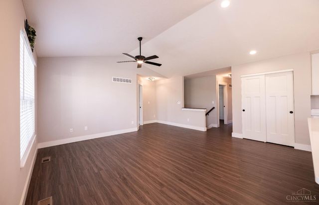 1956 Redbud Drive, Hamilton, OH 45013