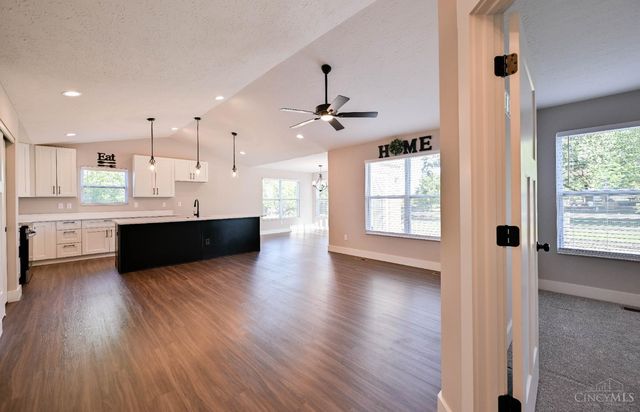1956 Redbud Drive, Hamilton, OH 45013