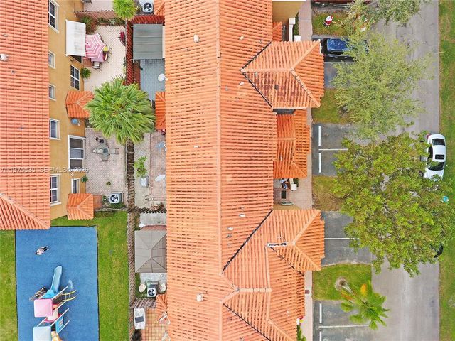 8451 NW 138th St 2303, Miami Lakes, FL 33016