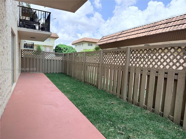 8550 SW 109th Ave 5-114, Miami, FL 33173