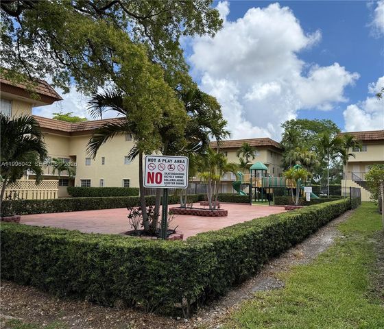 8550 SW 109th Ave 5-114, Miami, FL 33173