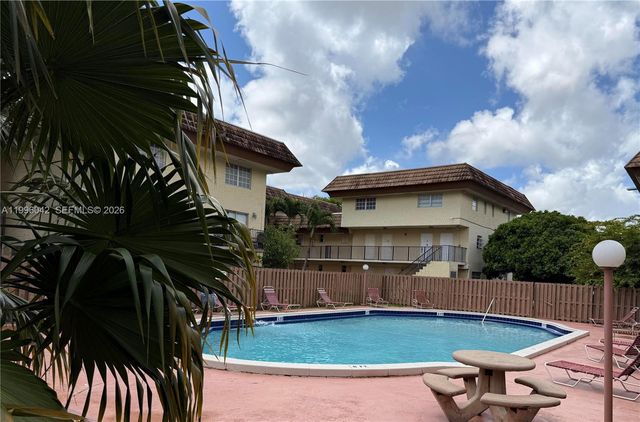 8550 SW 109th Ave 5-114, Miami, FL 33173