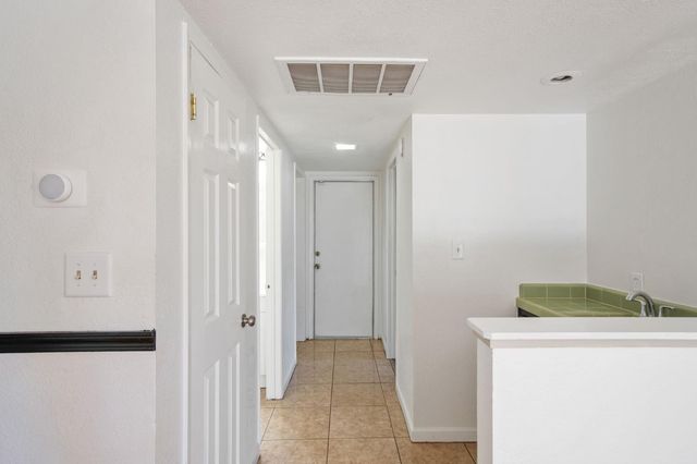 2500 Yale, Turlock, CA 95382