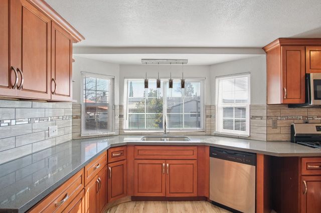 2500 Yale, Turlock, CA 95382