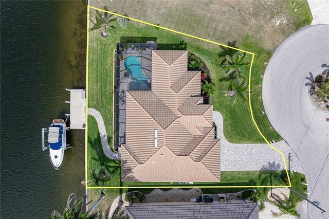 571 PORT BENDRES DRIVE, Punta Gorda, FL 33950