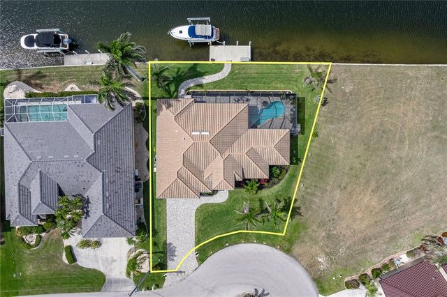 571 PORT BENDRES DRIVE, Punta Gorda, FL 33950
