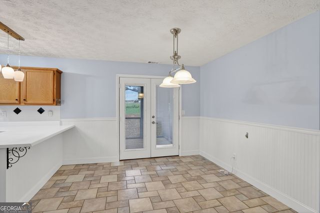 7283 White Flag Trail, Lithia Springs, GA 30122