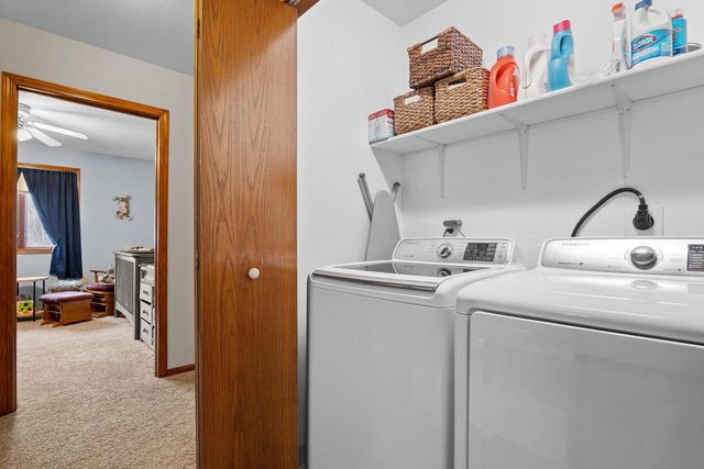 1155 W Madison AVENUE, Cleveland, WI 53015