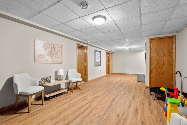 1155 W Madison AVENUE, Cleveland, WI 53015