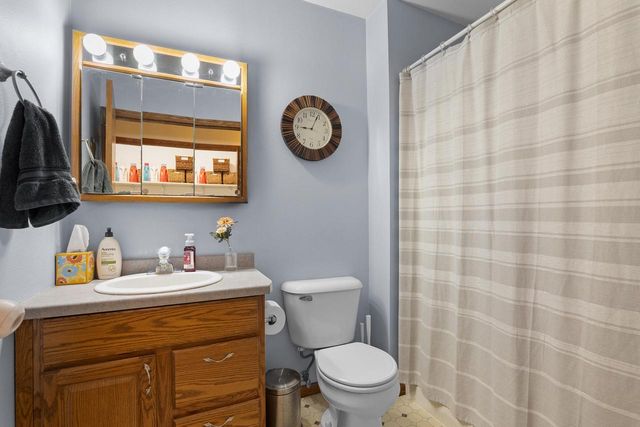1155 W Madison AVENUE, Cleveland, WI 53015