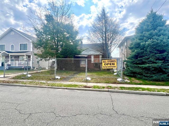 248 Rudolph Avenue, Elmwood Park, NJ 07407