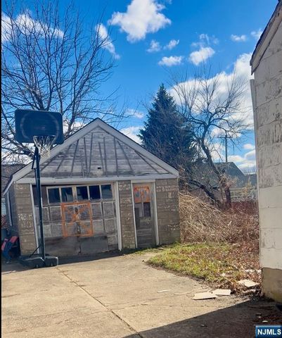 248 Rudolph Avenue, Elmwood Park, NJ 07407