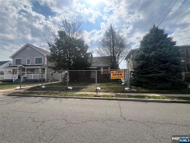 248 Rudolph Avenue, Elmwood Park, NJ 07407