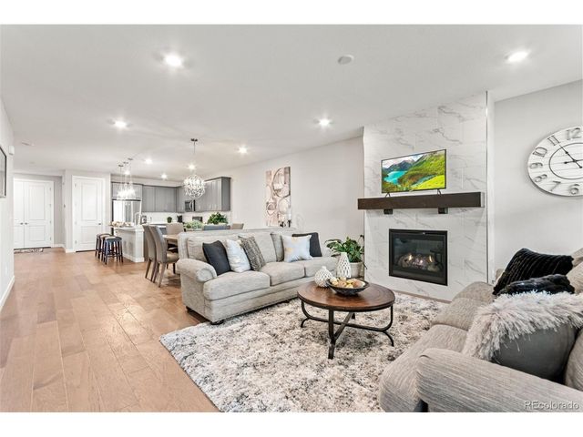 2032 Sagerock Dr, Castle Pines, CO 80108