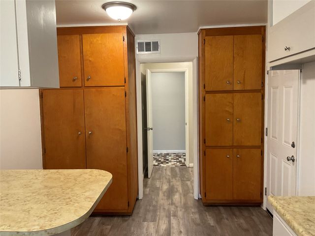 6635 E 27th Street, Tulsa, OK 74129