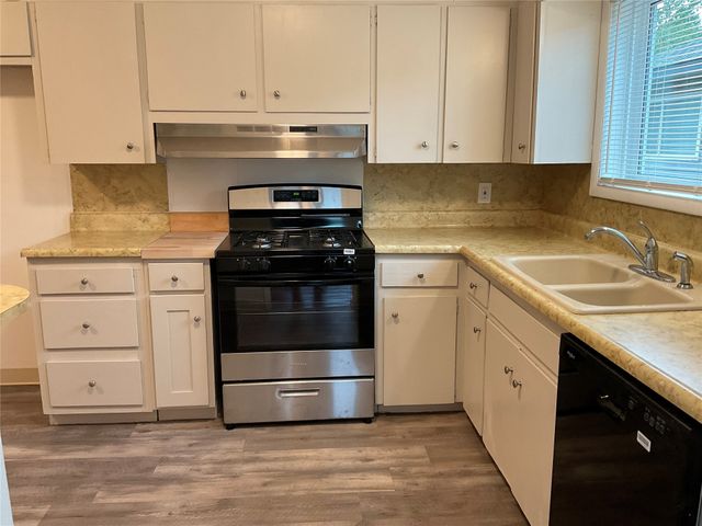 6635 E 27th Street, Tulsa, OK 74129