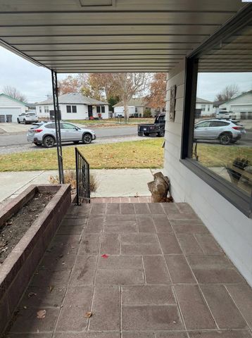 503 Benham St., Richland, WA 99352