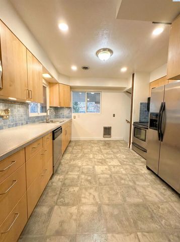 503 Benham St., Richland, WA 99352