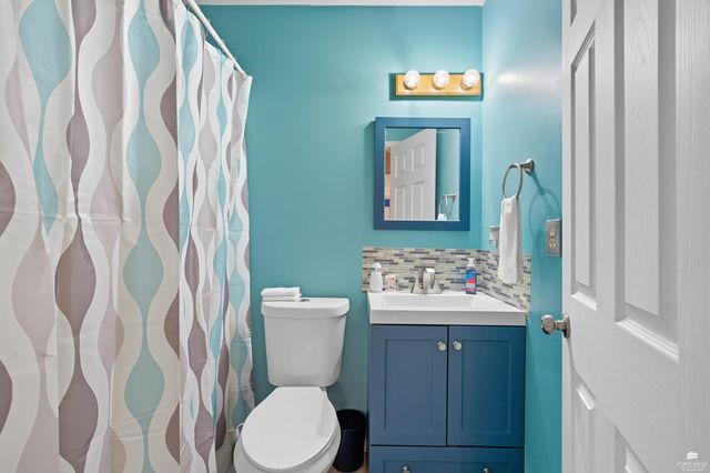 5310 Kaw Valley Road, Wamego, KS 66547