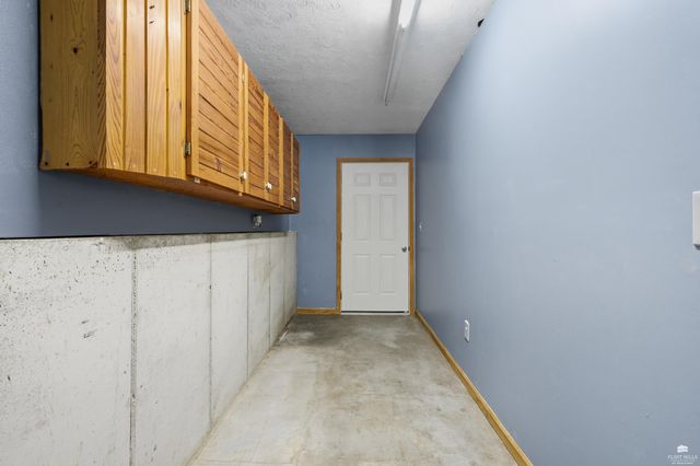 5310 Kaw Valley Road, Wamego, KS 66547