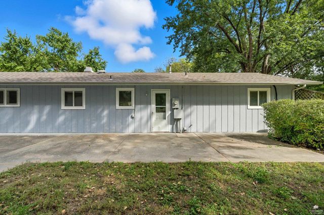 5310 Kaw Valley Road, Wamego, KS 66547