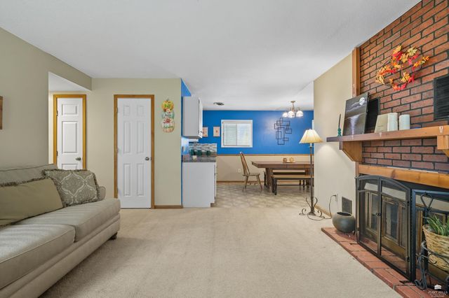 5310 Kaw Valley Road, Wamego, KS 66547