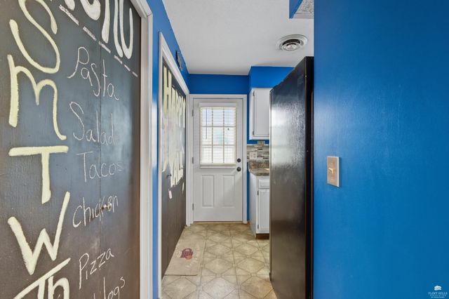 5310 Kaw Valley Road, Wamego, KS 66547