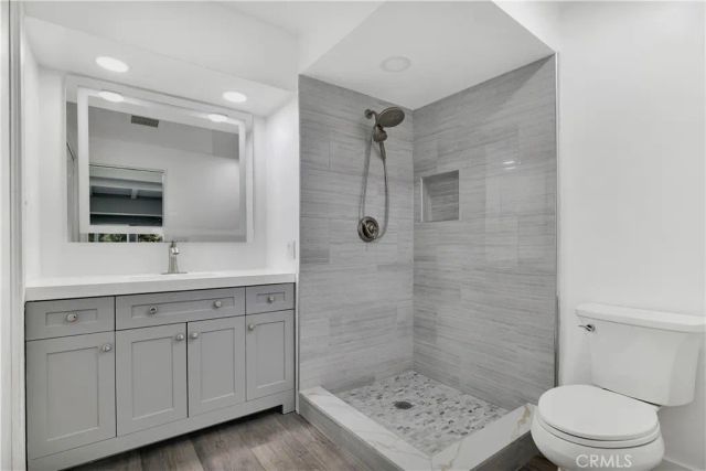 18234 Sugarman Street, Tarzana, CA 91356