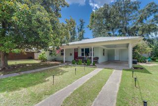 2204 Collins Boulevard, Gulfport, MS 39507