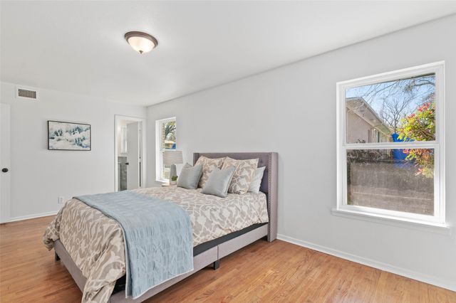 903 Stanley Street, Denton, TX 76201