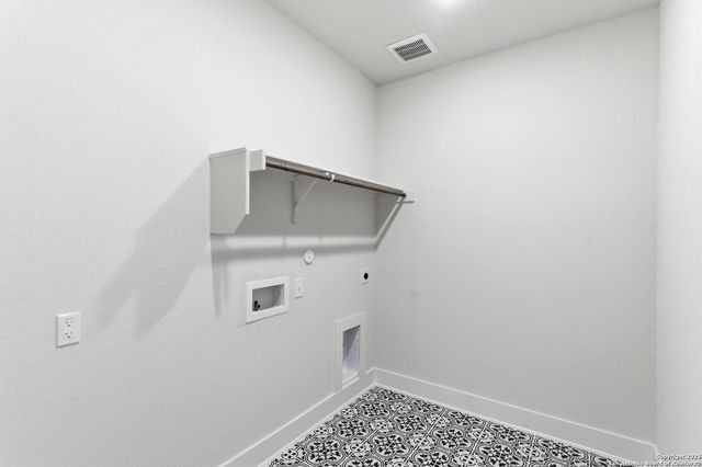 217 Spanish Oak, Castroville, TX 78009