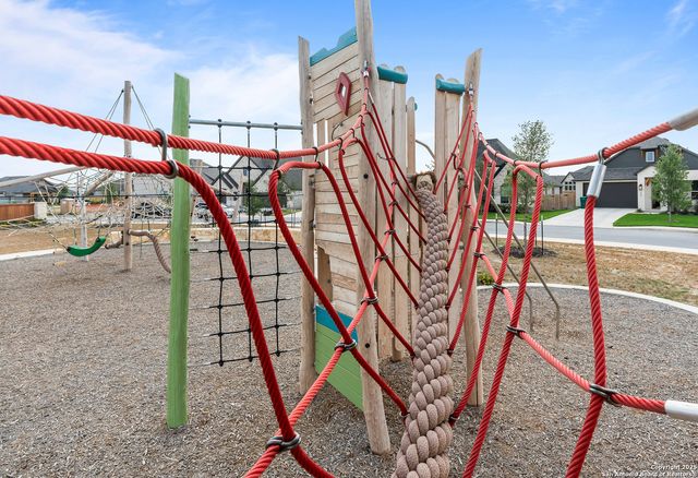 217 Spanish Oak, Castroville, TX 78009